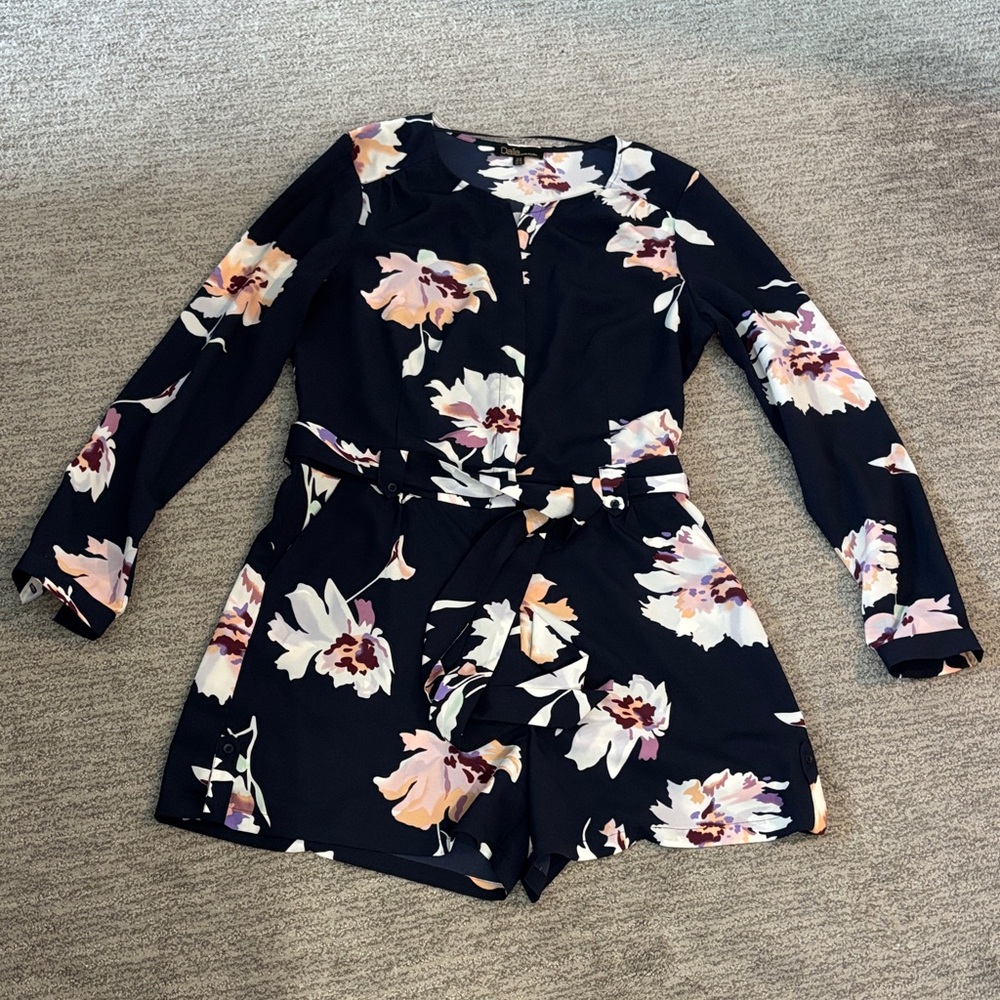 Dahlia Floral Long Sleeve Romper size 6